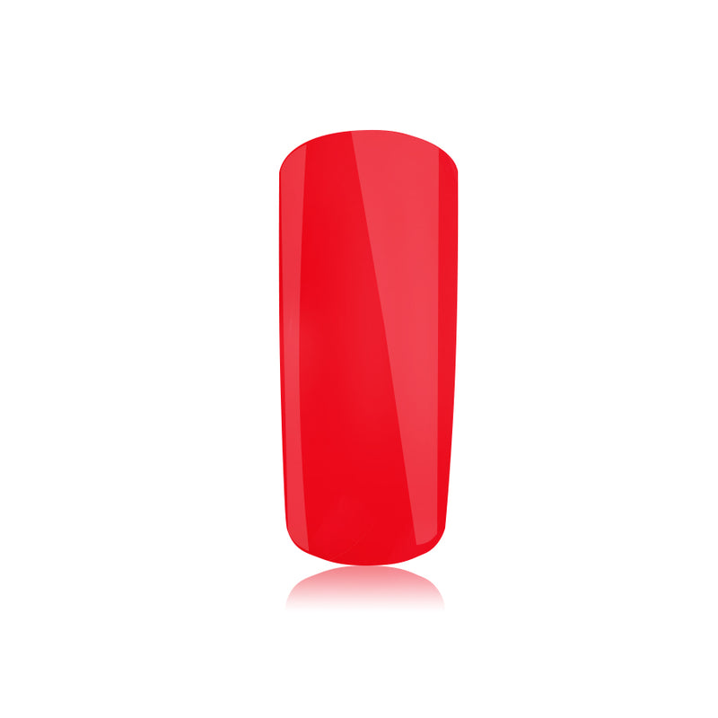Foto di unghia dipinta con Smalto UV-LED semipermanente colore Candy Red rosso chiaro con sfondo bianco, marchio SNC Super Nail Center