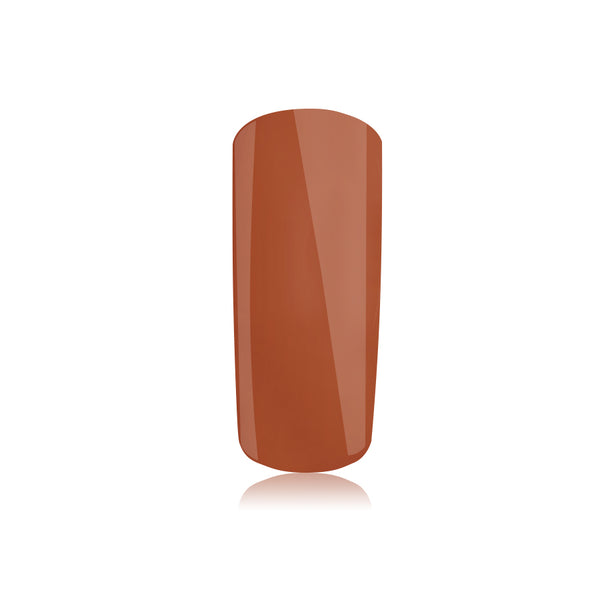 Foto di unghia dipinta con Smalto UV-LED semipermanente colore Caramel marrone cuoio con sfondo bianco, marchio SNC Super Nail Center