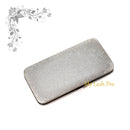 Foto di porta pinze magnetico silver chiuso con sfondo bianco, marchio My Lash Pro e SNC Super Nail Center