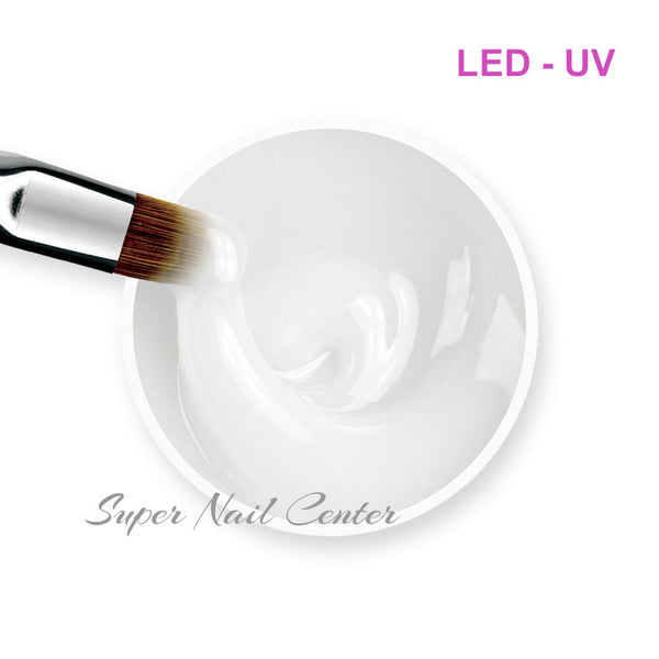 Foto di gel UV/LED costruttore/builder Masterline da 15ml colore Milky (bianco lattiginoso) con sfondo bianco, marchio SNC Super Nail Center