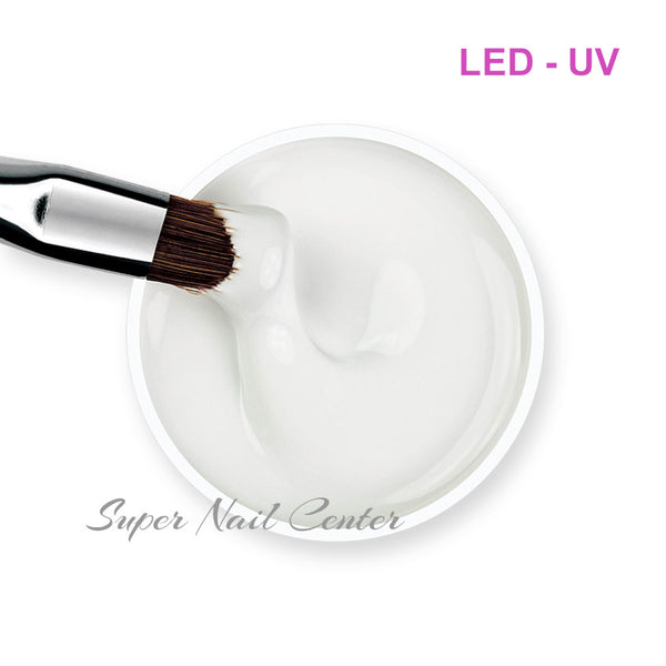 Foto di gel UV/LED French White builder autolivellante Masterline colore bianco da 15ml con sfondo bianco, marchio SNC Super Nail Center