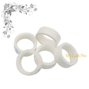 Foto di nastro adesivo bianco in carta con sfondo bianco, marchio My Lash Pro e SNC Super Nail Center